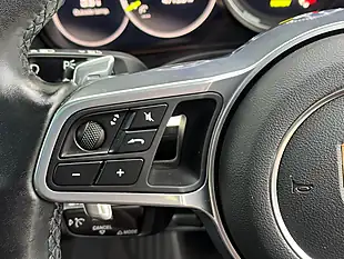 Used 2019 Porsche Cayenne Tiptronics Jet Black - Interior and Exterior details 17
