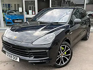 Used 2019 Porsche Cayenne Tiptronics Jet Black - Interior and Exterior details 4