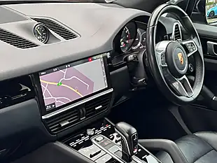 Used 2019 Porsche Cayenne Tiptronics Jet Black - Interior and Exterior details 8