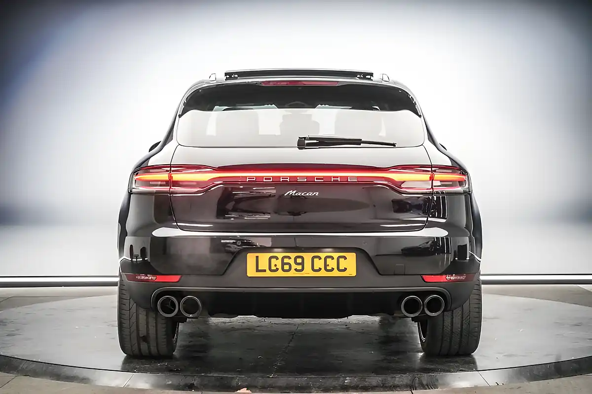 Used 2019 Porsche Macan Black - Interior and Exterior details 10