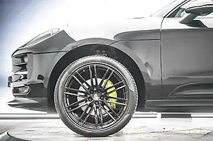 Used 2019 Porsche Macan Black - Interior and Exterior details 11