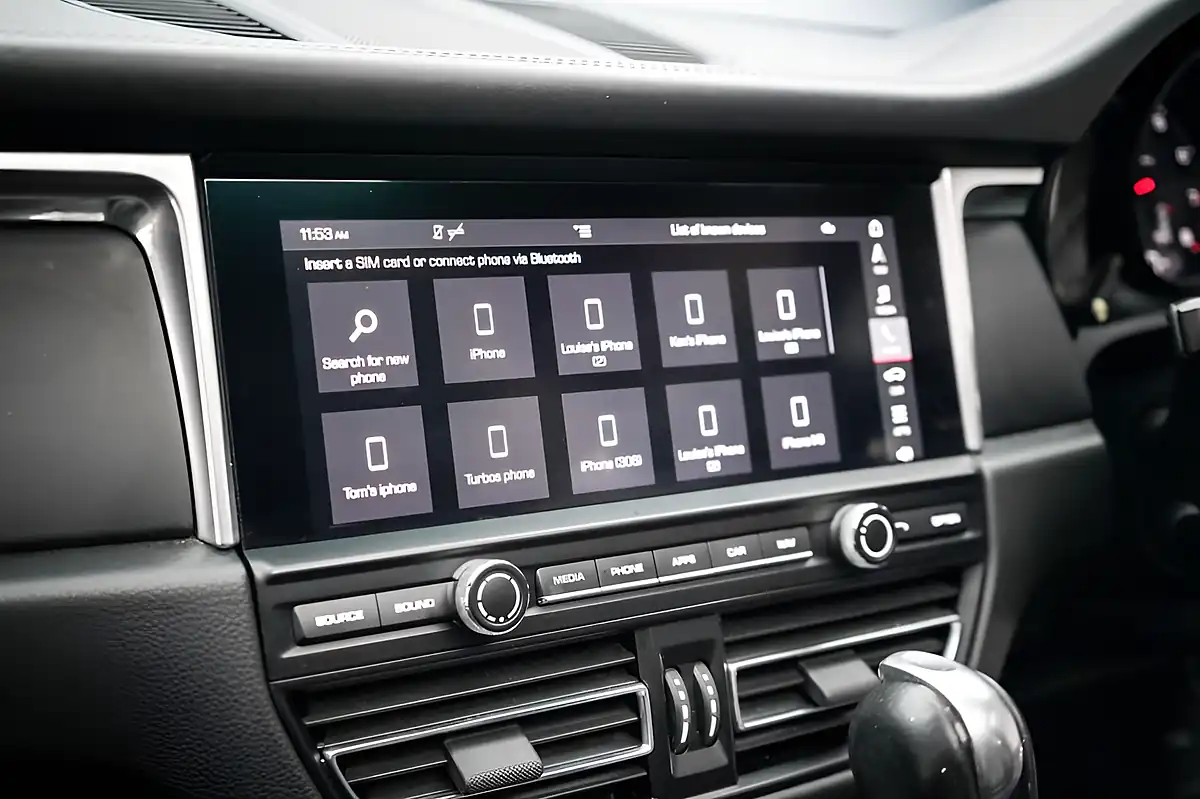 Used 2019 Porsche Macan Black - Interior and Exterior details 18