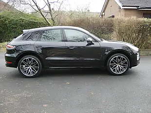 Used 2019 Porsche Macan Black - Interior and Exterior details 2