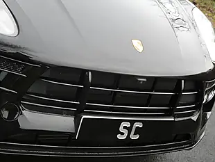 Used 2019 Porsche Macan Black - Interior and Exterior details 6