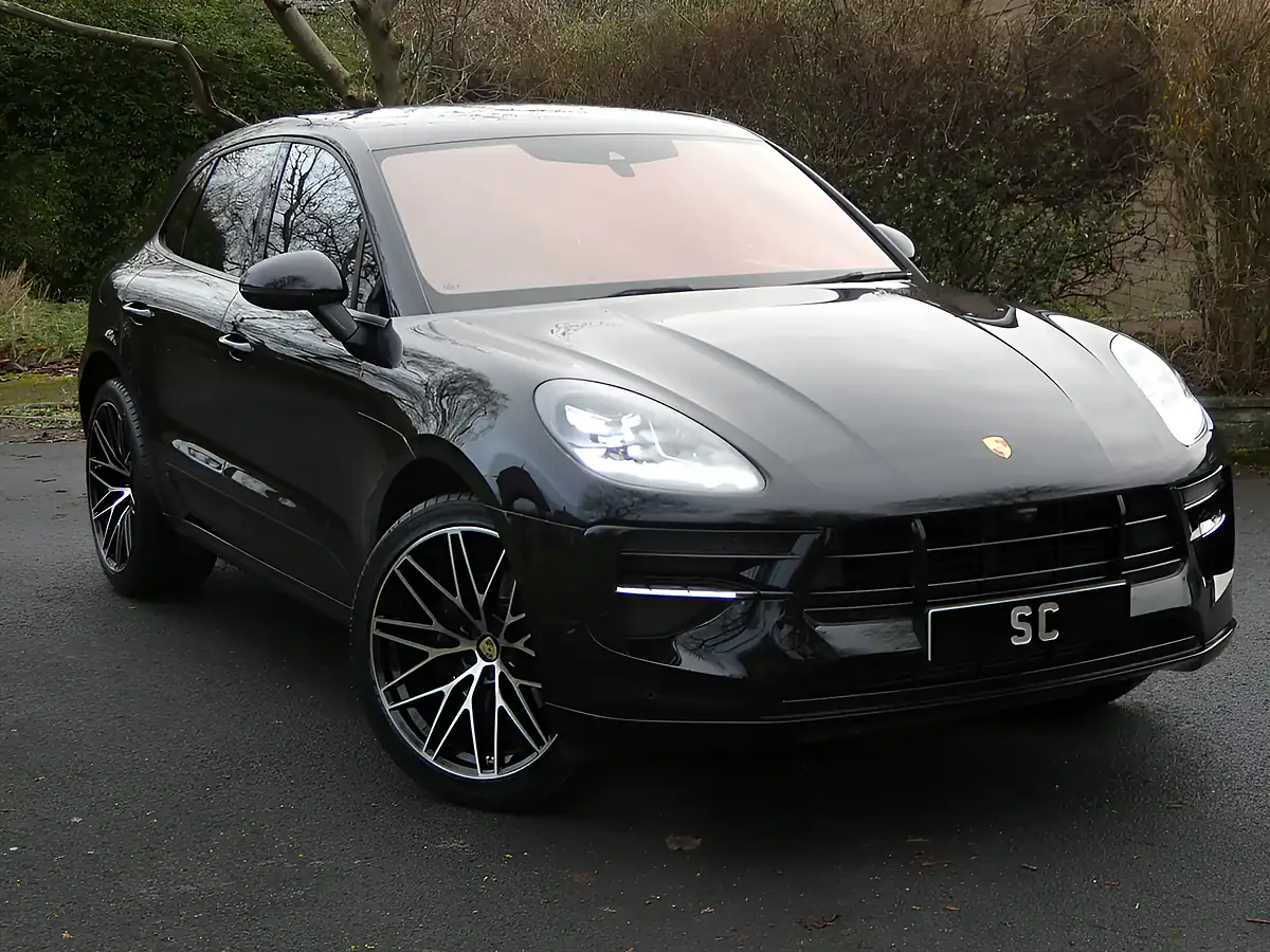 Used 2019 Porsche Macan Black - Interior and Exterior details 8