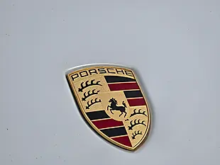 Used 2019 Porsche Macan Carrara White - Interior and Exterior details 19