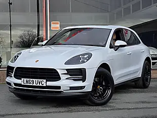 Used 2019 Porsche Macan Carrara White - Interior and Exterior details 2