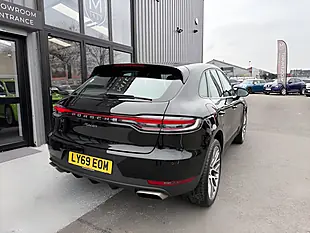 Used 2019 Porsche Macan Facelift Black - Interior and Exterior details 10