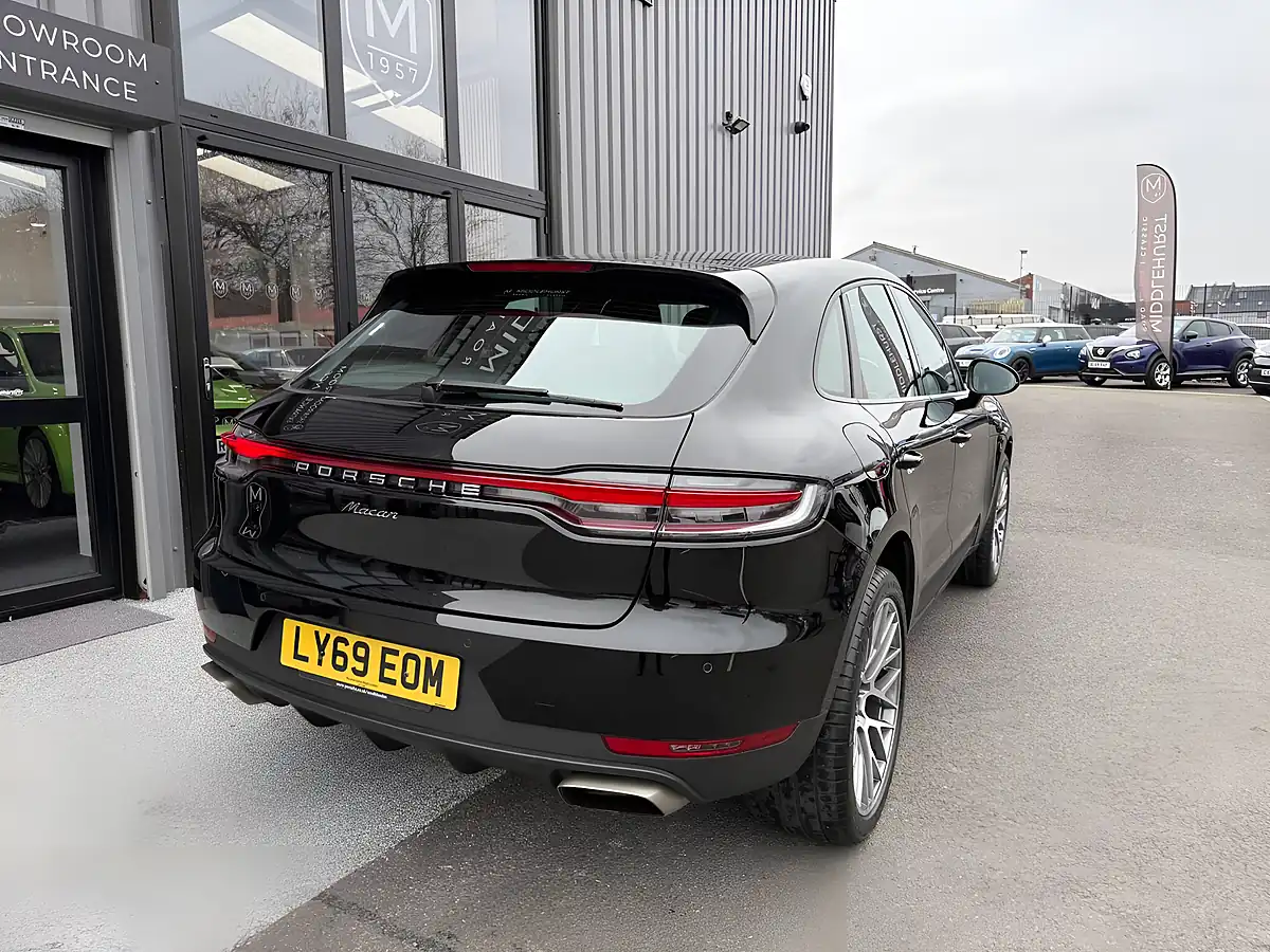 Used 2019 Porsche Macan Facelift Black - Interior and Exterior details 10