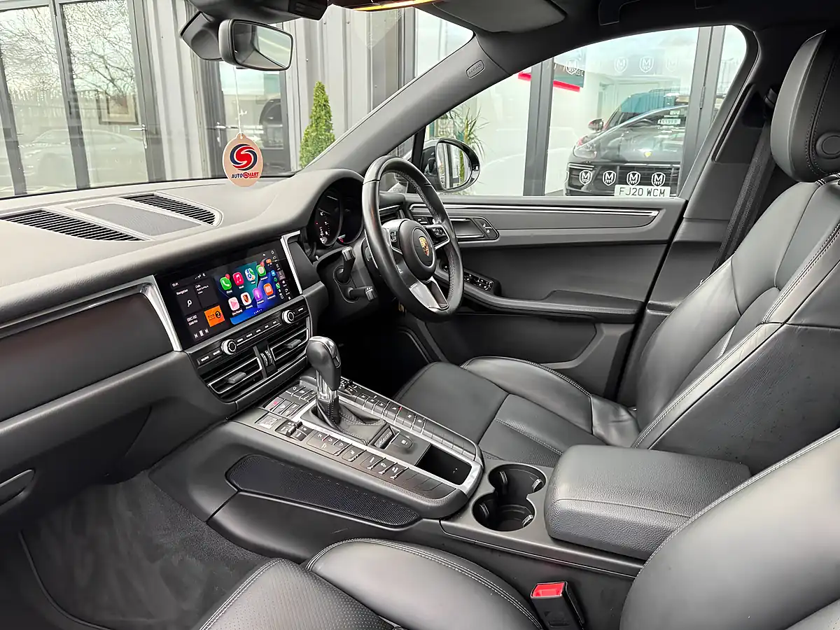 Used 2019 Porsche Macan Facelift Black - Interior and Exterior details 2