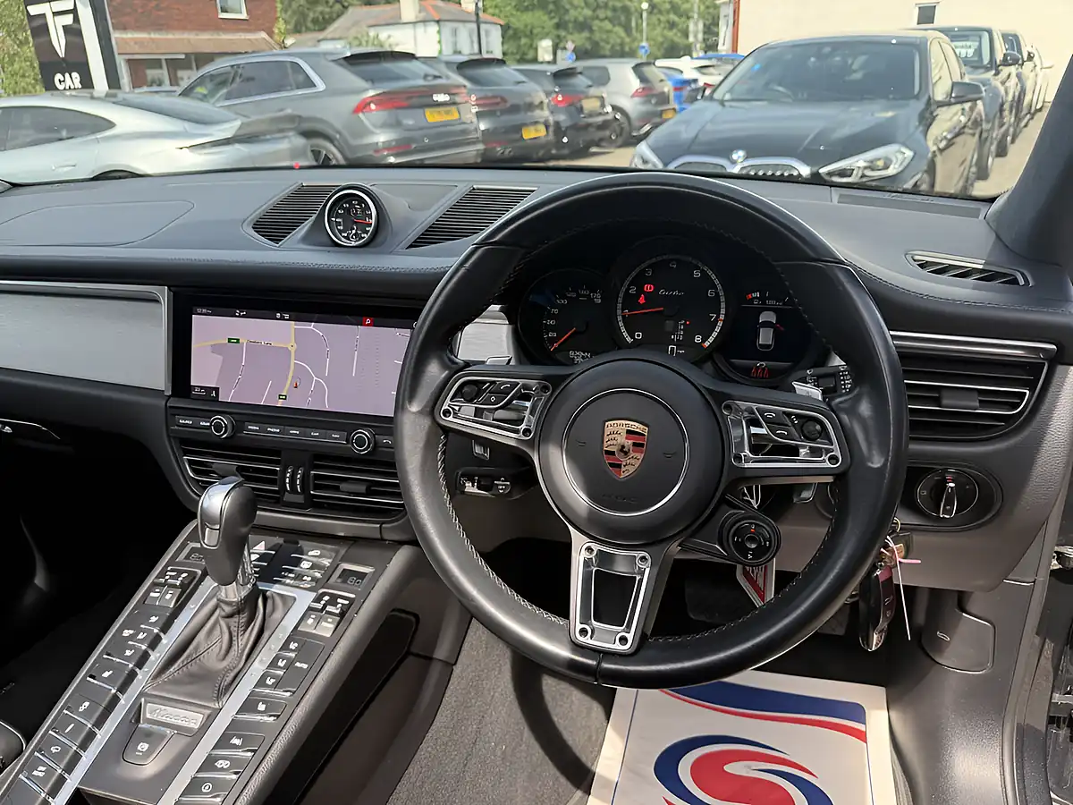 Used 2019 Porsche Macan Grey - Interior and Exterior details 13