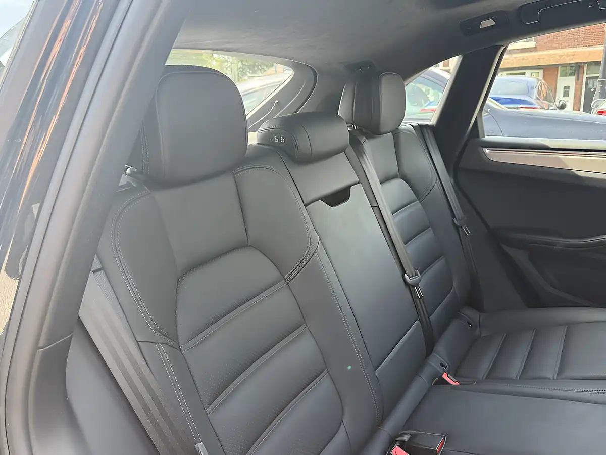 Used 2019 Porsche Macan Grey - Interior and Exterior details 15