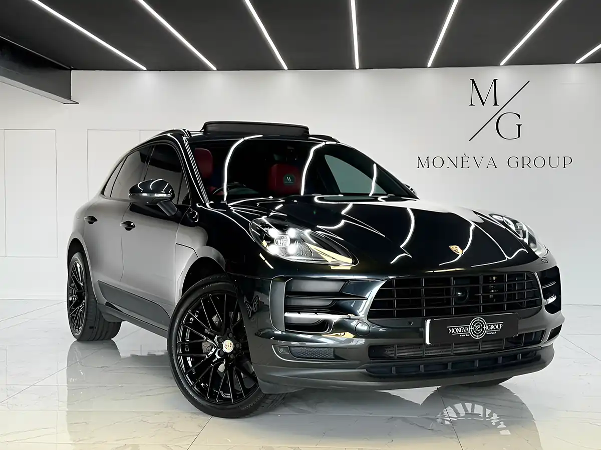 Used 2019 Porsche Macan High Spec Grey - Front View