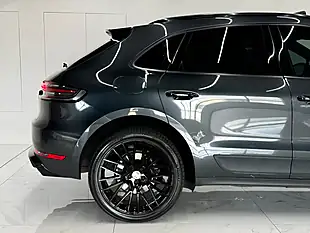Used 2019 Porsche Macan High Spec Grey - Interior and Exterior details 15