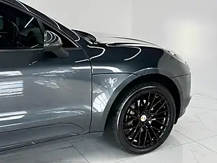 Used 2019 Porsche Macan High Spec Grey - Interior and Exterior details 17