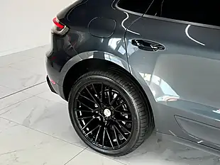 Used 2019 Porsche Macan High Spec Grey - Interior and Exterior details 18