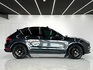 Used 2019 Porsche Macan High Spec Grey - Interior and Exterior details 4