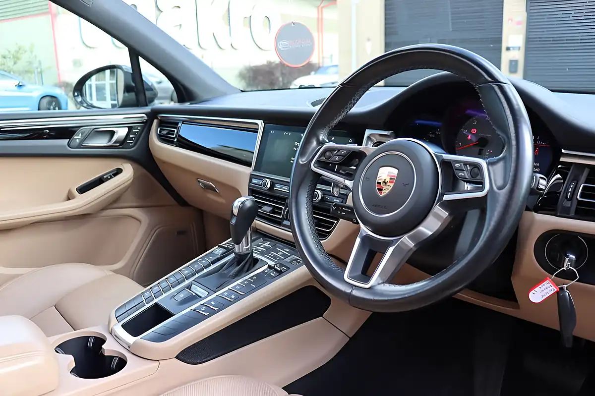 Used 2019 Porsche Macan S Black - Interior and Exterior details 2