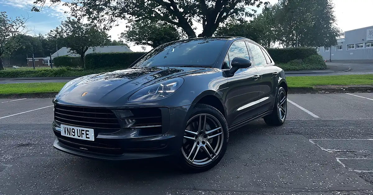 Used 2019 Porsche Macan S Grey - Front View