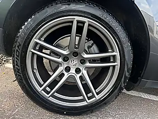 Used 2019 Porsche Macan S Grey - Interior and Exterior details 11
