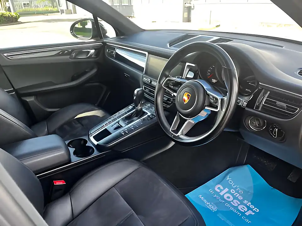Used 2019 Porsche Macan S Grey - Interior and Exterior details 14