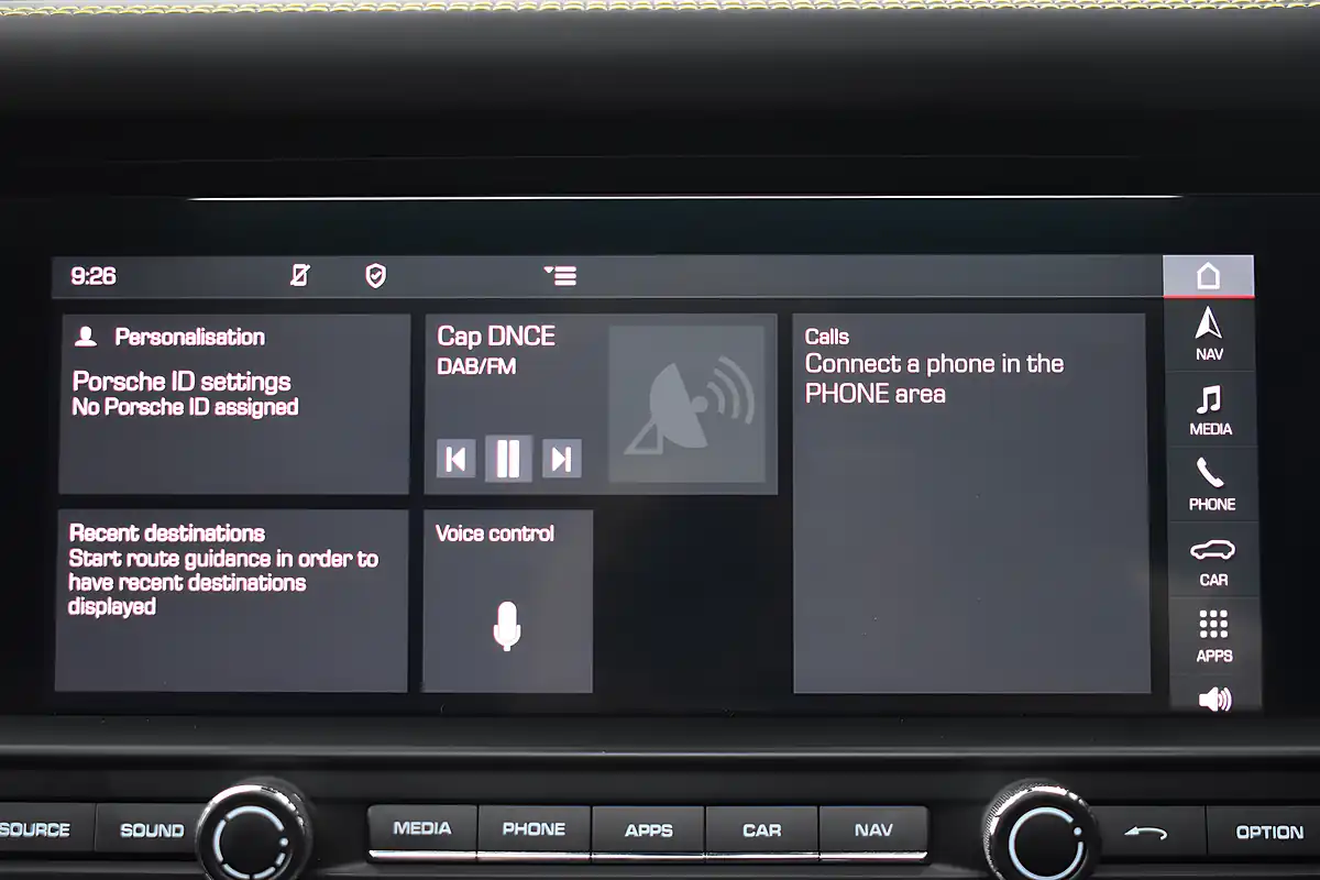 Used 2019 Porsche Macan S Mamba Green - Interior and Exterior details 17