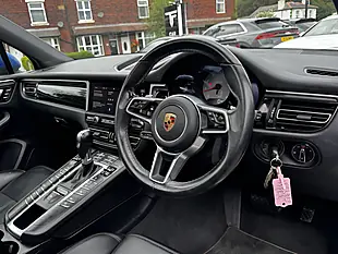 Used 2019 Porsche Macan S Pdk Blue - Interior and Exterior details 15