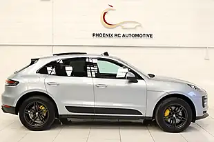 Used 2019 Porsche Macan S Silver - Interior and Exterior details 4