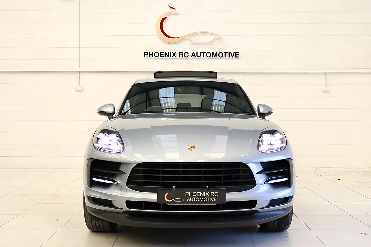 Used 2019 Porsche Macan S Silver - Interior and Exterior details 5