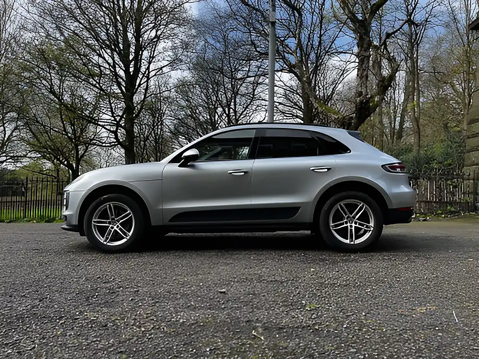 Used 2019 Porsche Macan S Silver - Interior and Exterior details 2