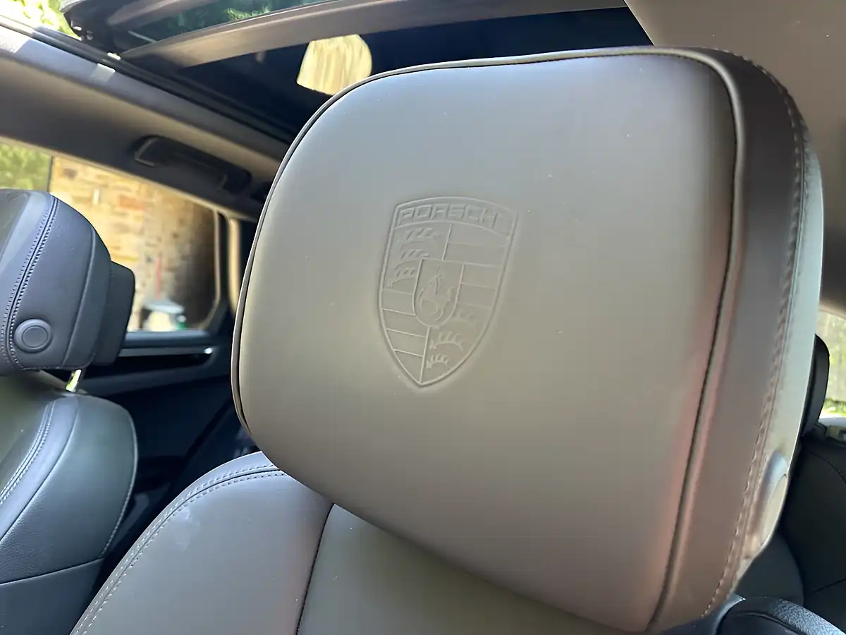 Used 2019 Porsche Macan S Volcano Grey - Interior and Exterior details 6