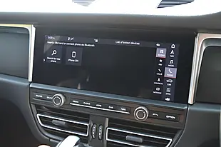 Used 2019 Porsche Macan Silver - Interior and Exterior details 17
