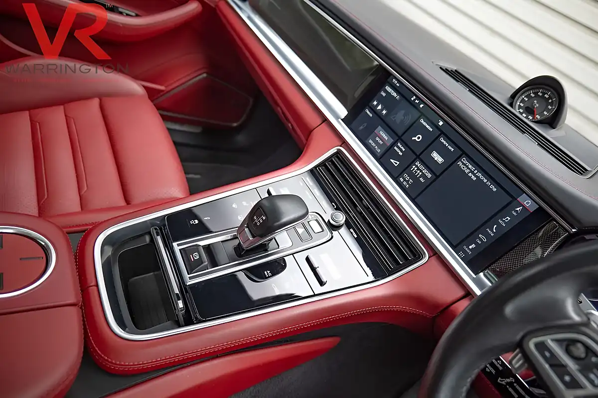 Used 2019 Porsche Panamera Turbo Crayon - Interior and Exterior details 15