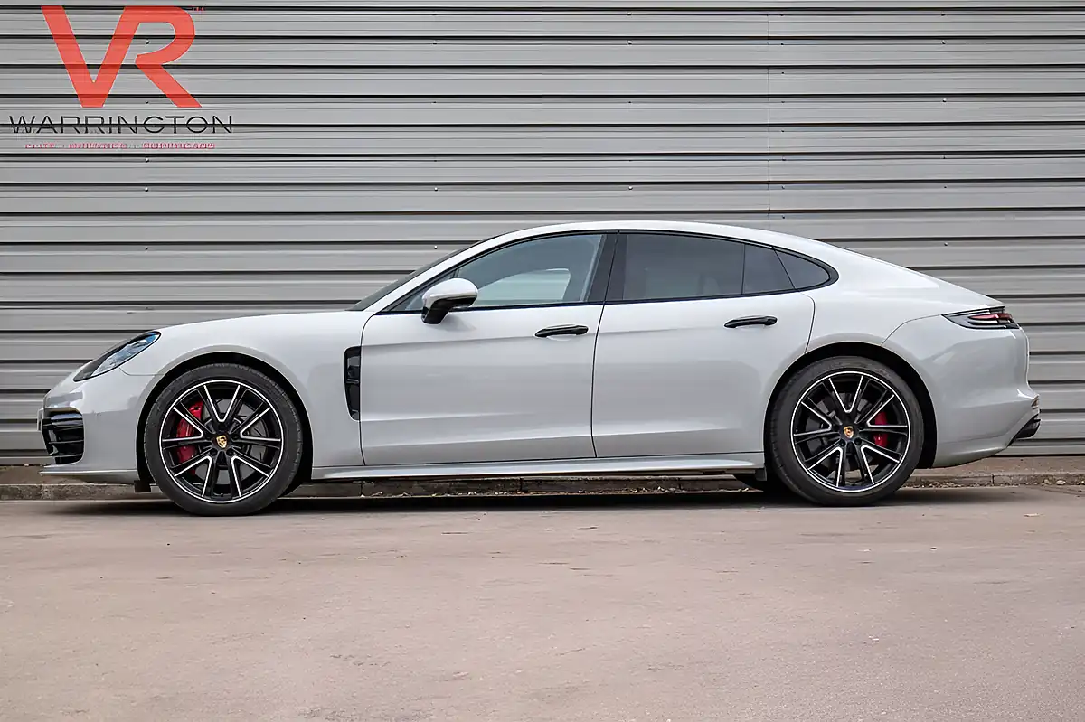 Used 2019 Porsche Panamera Turbo Crayon - Interior and Exterior details 8
