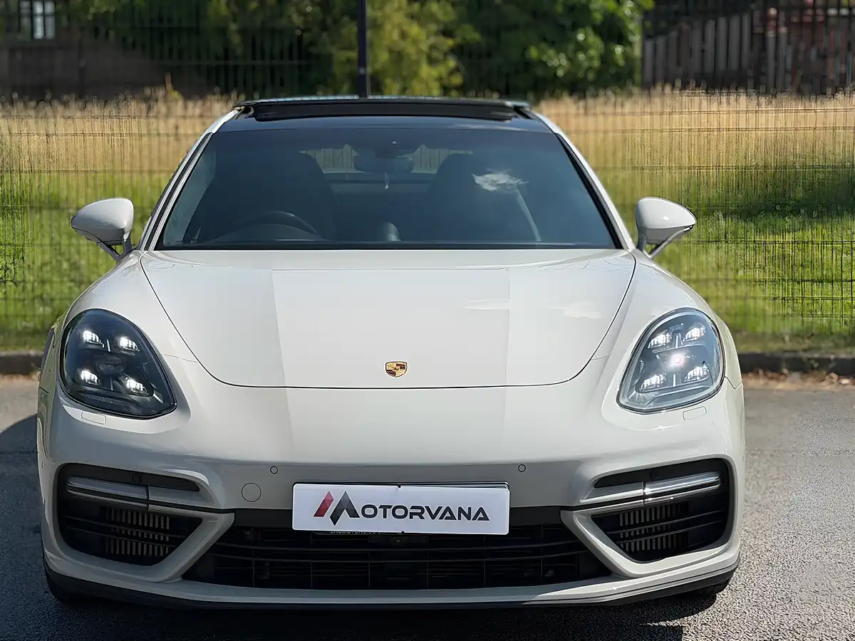 Used 2019 Porsche Panamera Turbo Grey - Interior and Exterior details 2