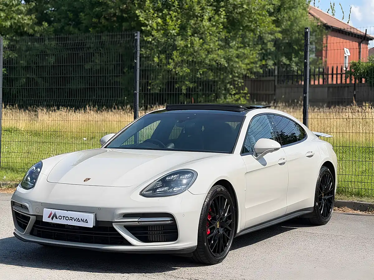 Used 2019 Porsche Panamera Turbo Grey - Interior and Exterior details 7