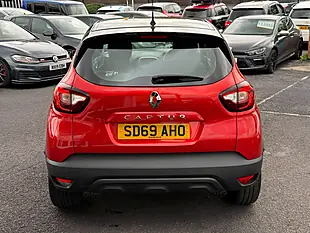 Used 2019 Renault Captur Energy Play Red - Interior and Exterior details 10