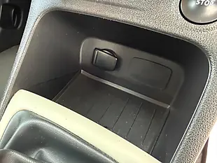 Used 2019 Renault Captur Energy Play Red - Interior and Exterior details 15