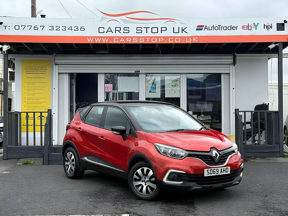 Used 2019 Renault Captur Energy Play Red - Interior and Exterior details 2