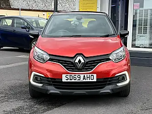 Used 2019 Renault Captur Energy Play Red - Interior and Exterior details 4