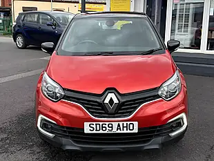 Used 2019 Renault Captur Energy Play Red - Interior and Exterior details 5