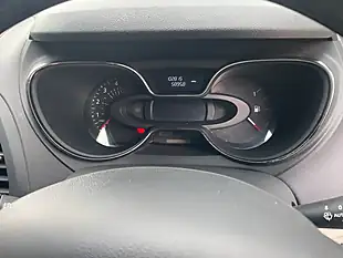 Used 2019 Renault Captur GT Line Blue - Interior and Exterior details 11