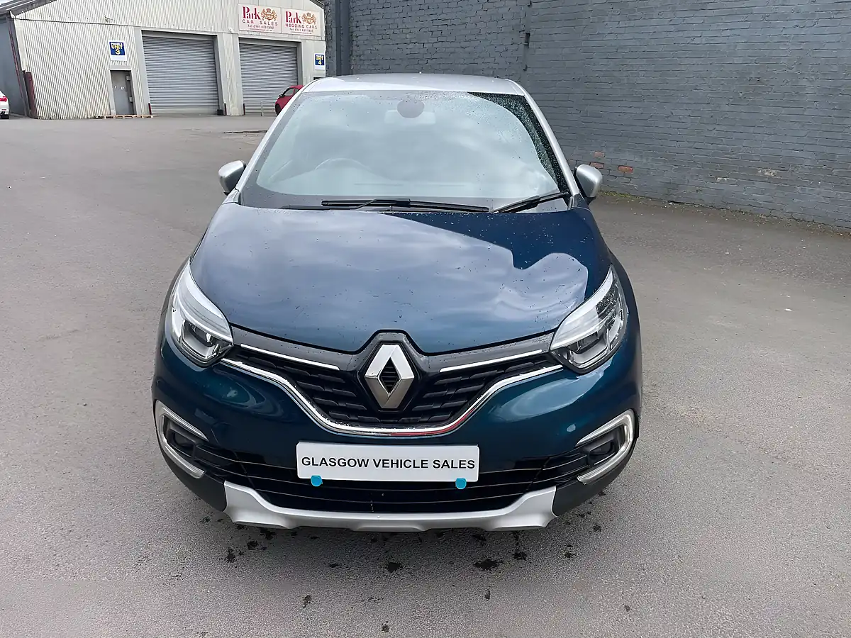 Used 2019 Renault Captur GT Line Blue - Interior and Exterior details 2