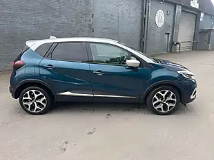 Used 2019 Renault Captur GT Line Blue - Interior and Exterior details 4