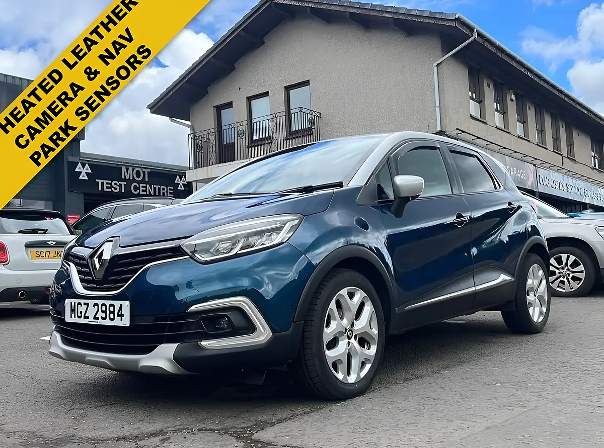 Used 2019 Renault Captur GT Line Blue - Front View