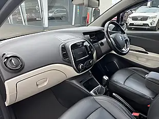 Used 2019 Renault Captur GT Line Blue - Interior and Exterior details 10
