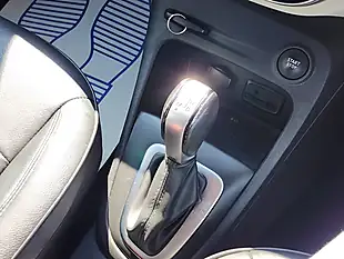 Used 2019 Renault Captur GT Line Blue - Interior and Exterior details 15