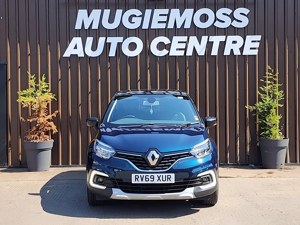 Used 2019 Renault Captur GT Line Blue - Interior and Exterior details 3