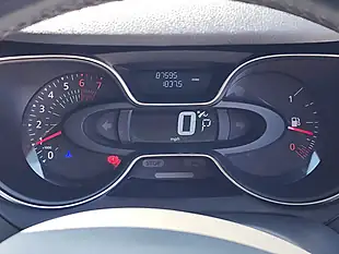 Used 2019 Renault Captur GT Line Blue - Interior and Exterior details 9