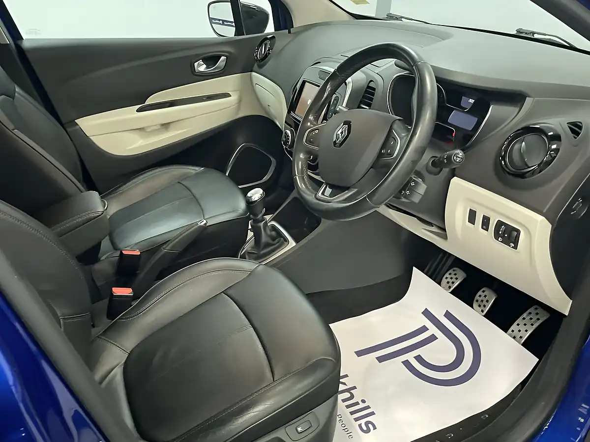 Used 2019 Renault Captur GT Line Boston Blue - Interior and Exterior details 15